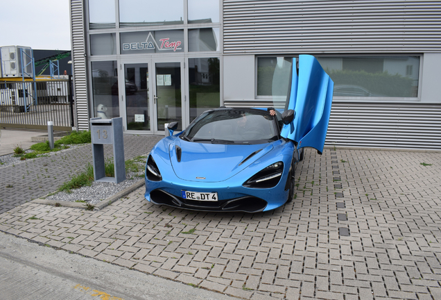 McLaren 720S Spider