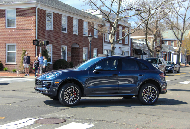 Porsche 95B Macan Turbo