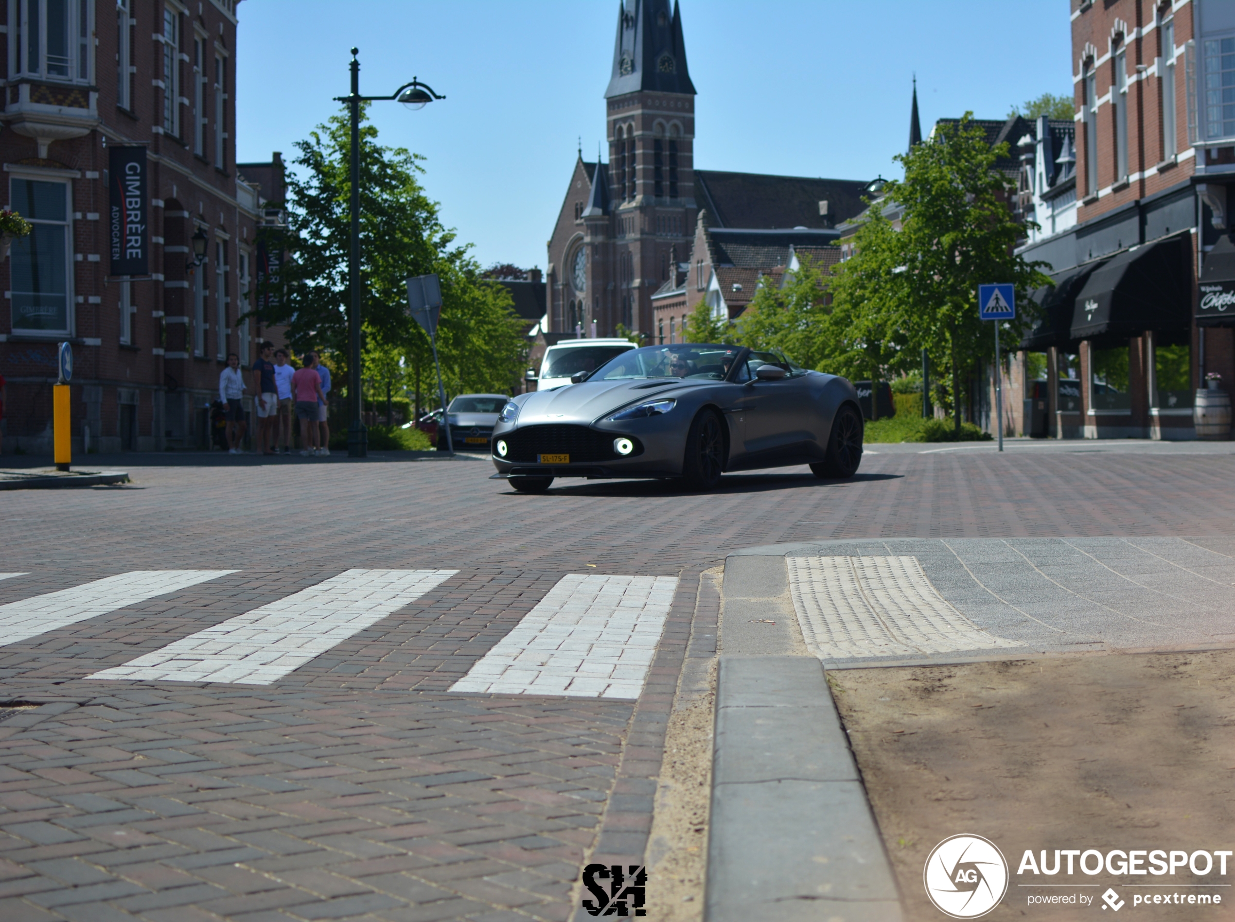 Aston Martin Vanquish Volante Zagato laat zich gelukkig weer zien