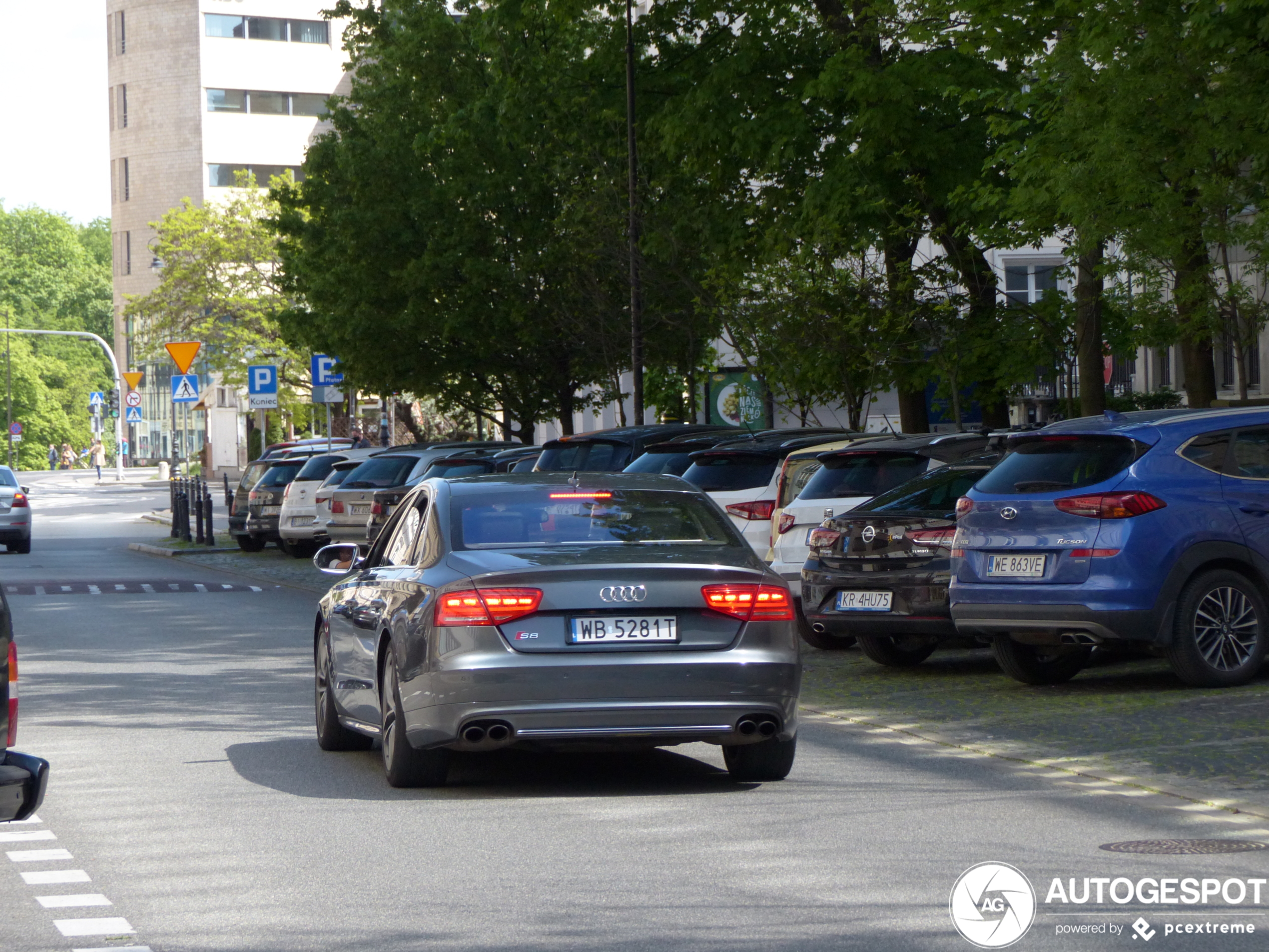 Audi S8 D4