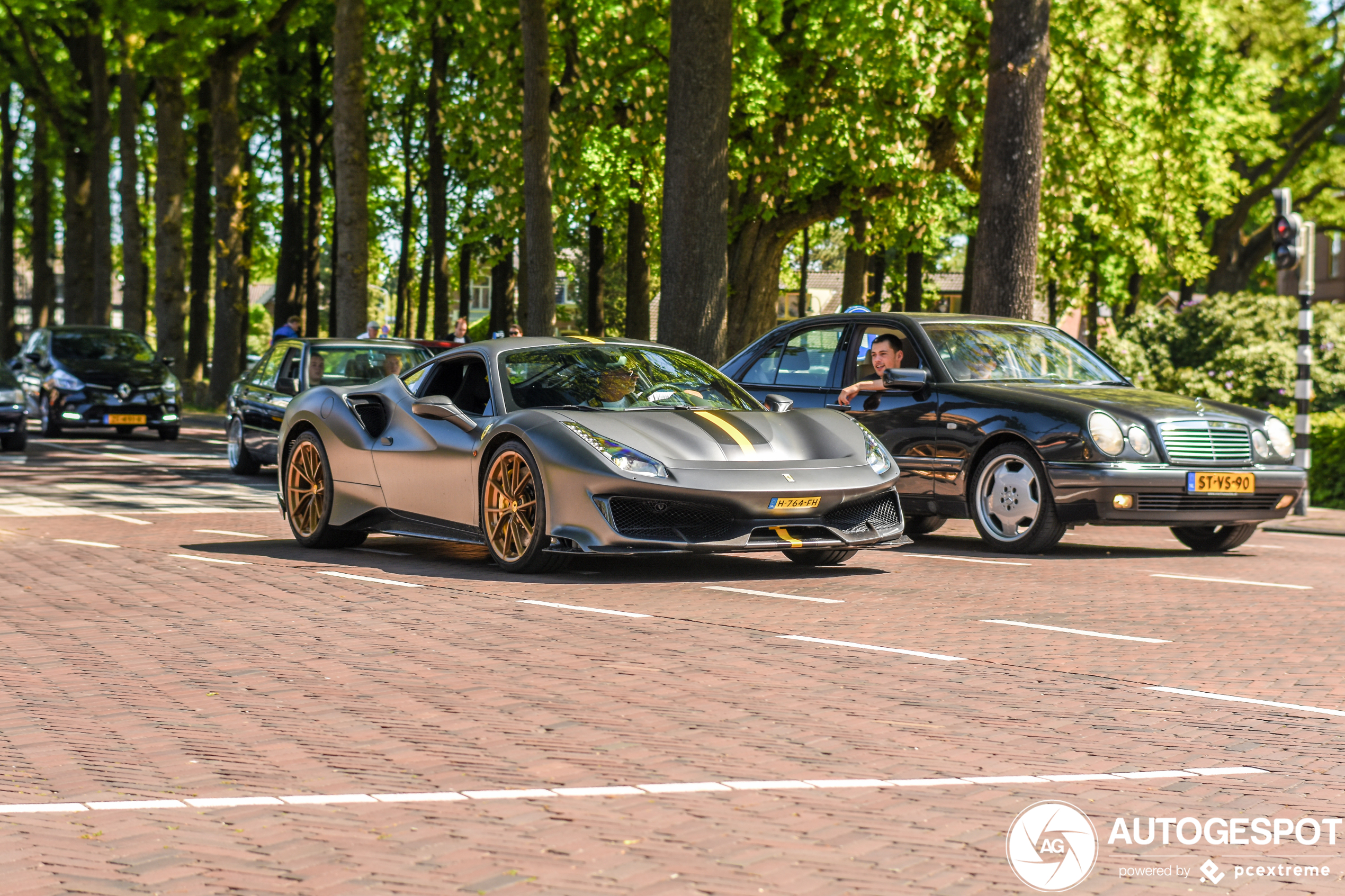 Ferrari 488 Pista