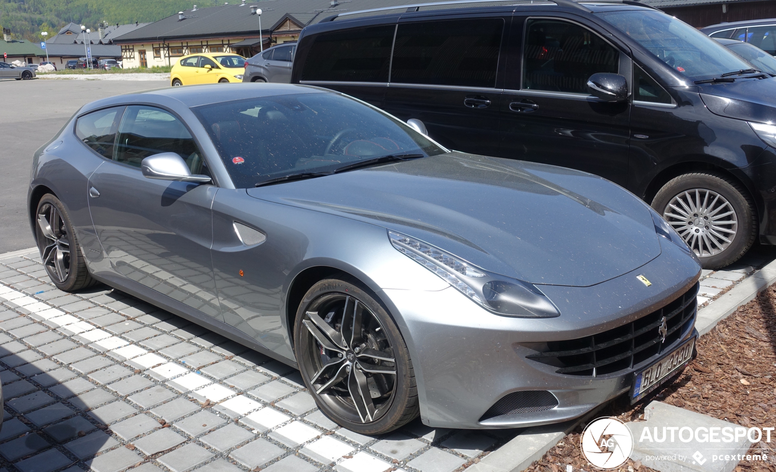 Ferrari FF