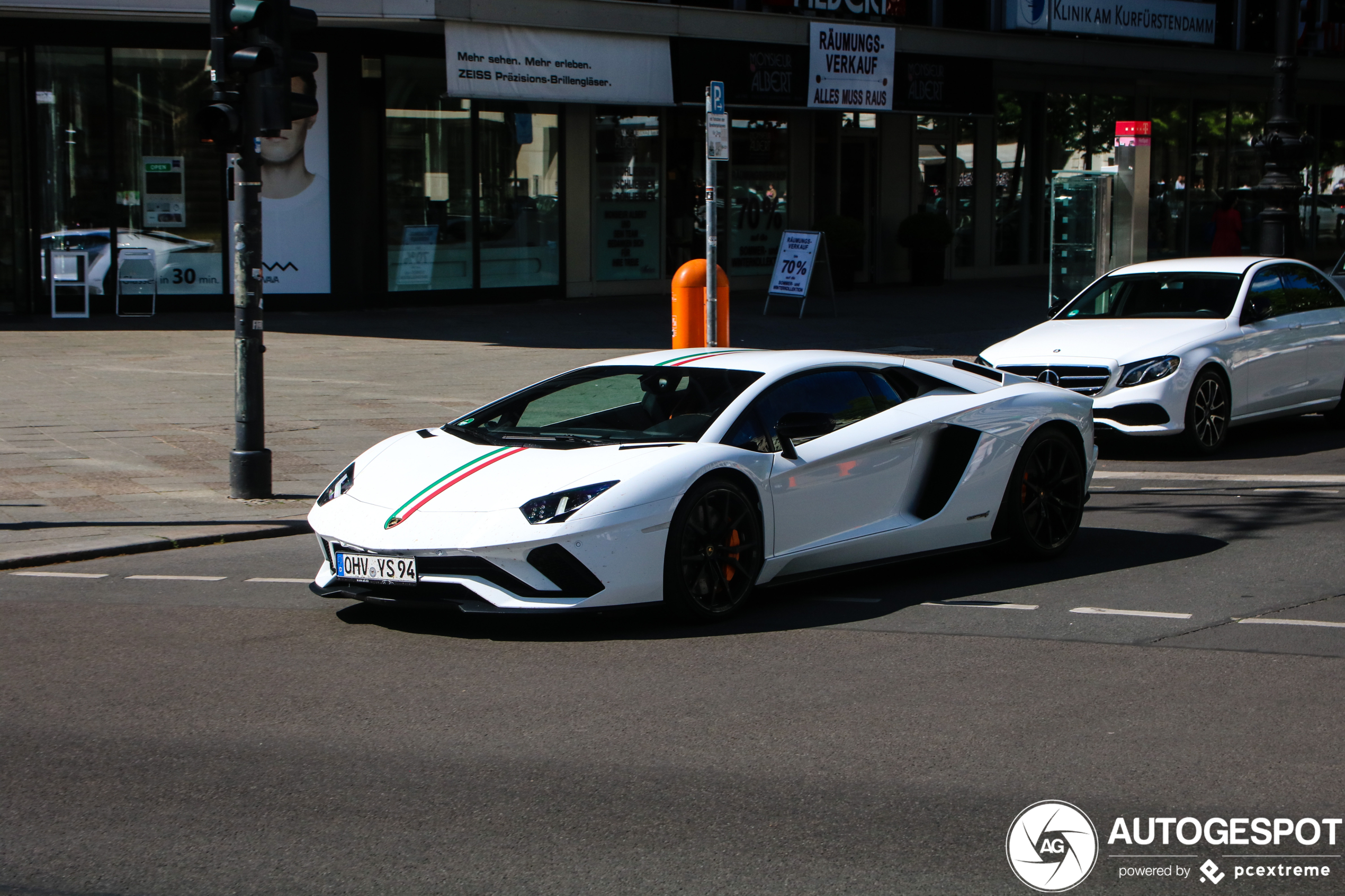 Lamborghini Aventador S LP740-4