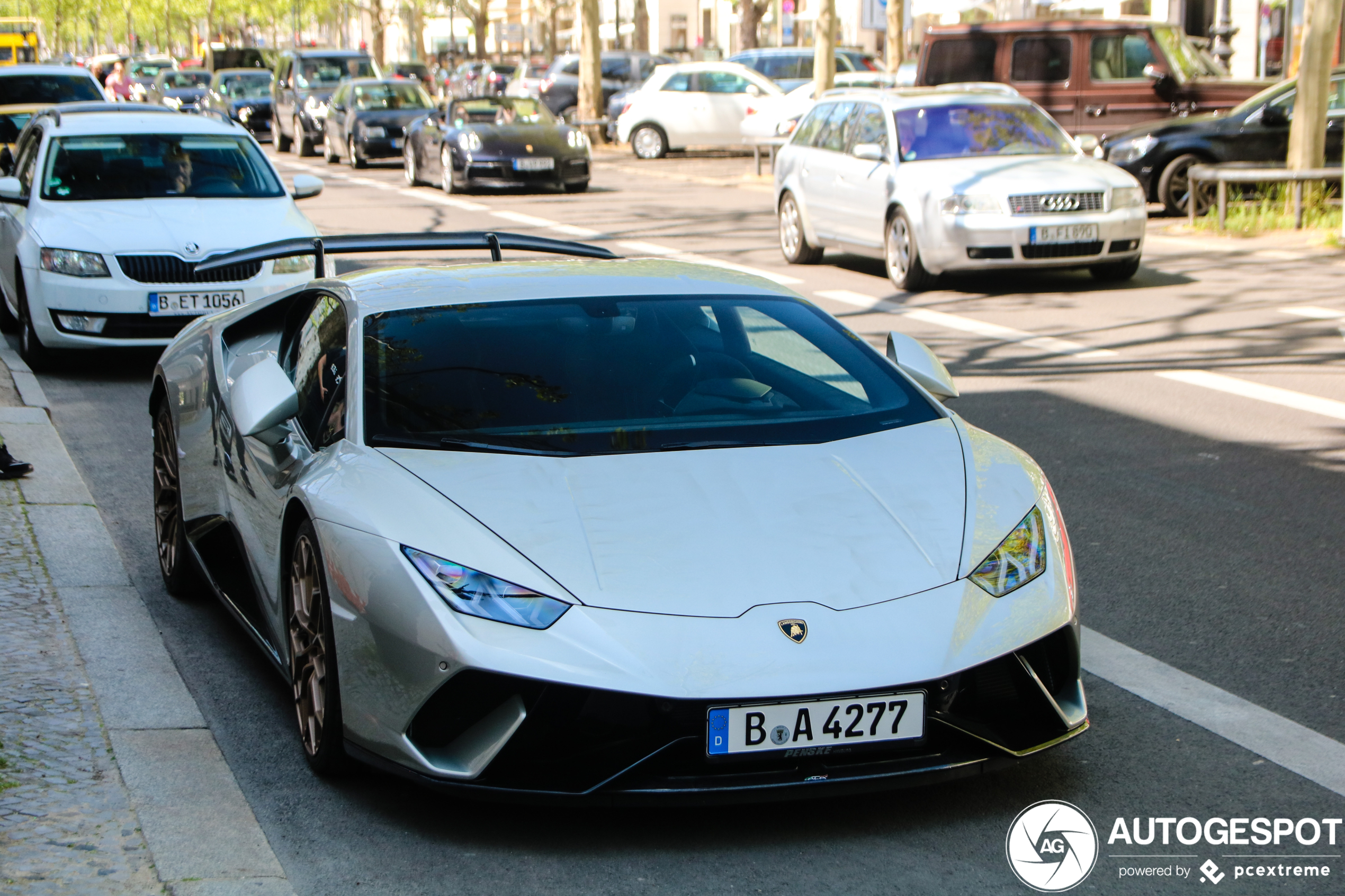 Lamborghini Huracán LP640-4 Performante