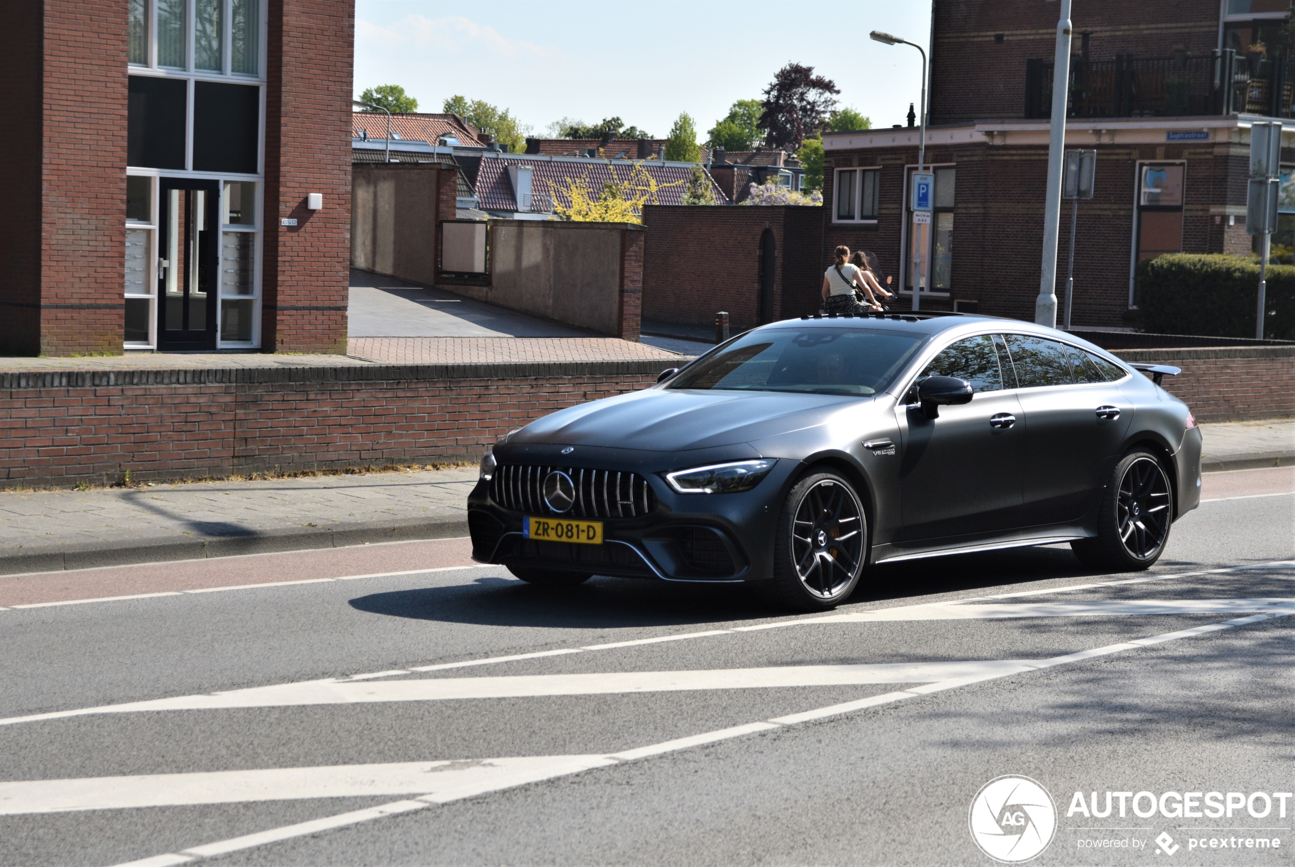 Mercedes-AMG GT 63 S X290