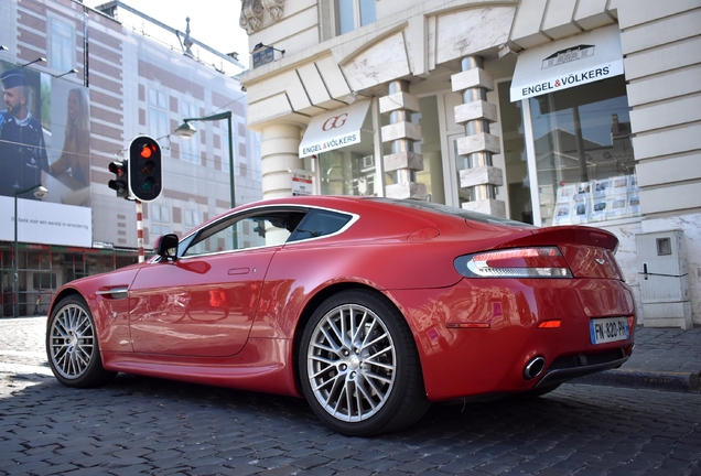 Aston Martin V8 Vantage