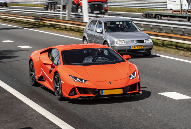 Lamborghini Huracán LP640-4 EVO