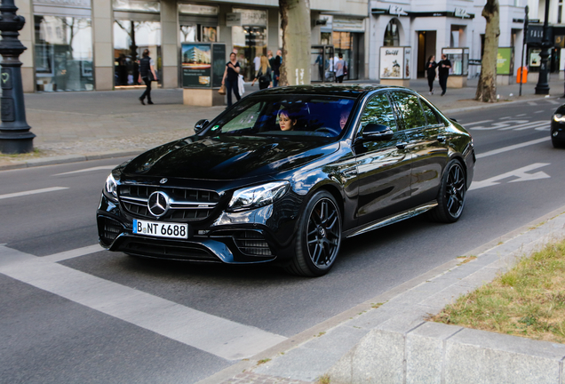 Mercedes-AMG E 63 S W213