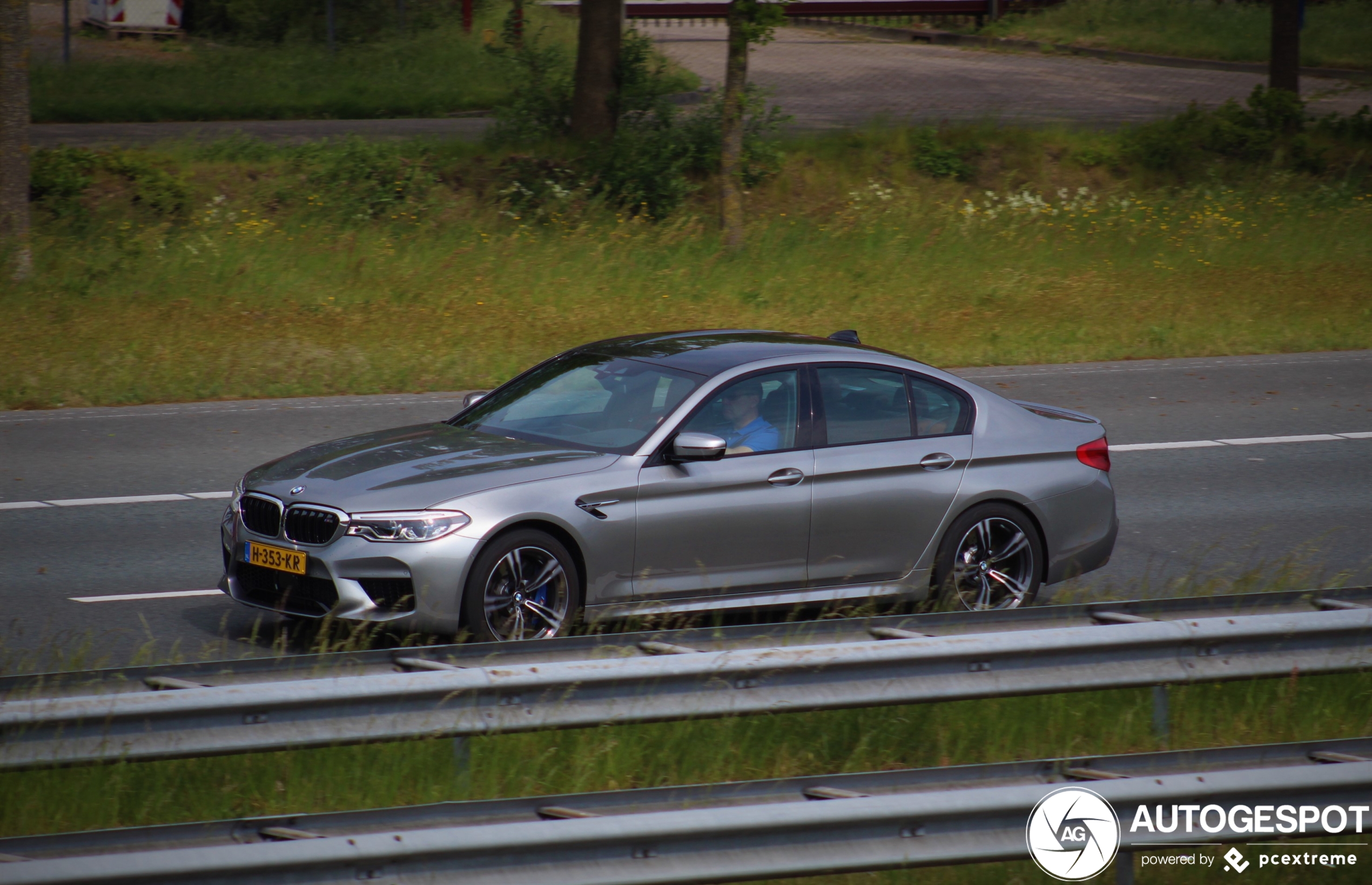 BMW M5 F90