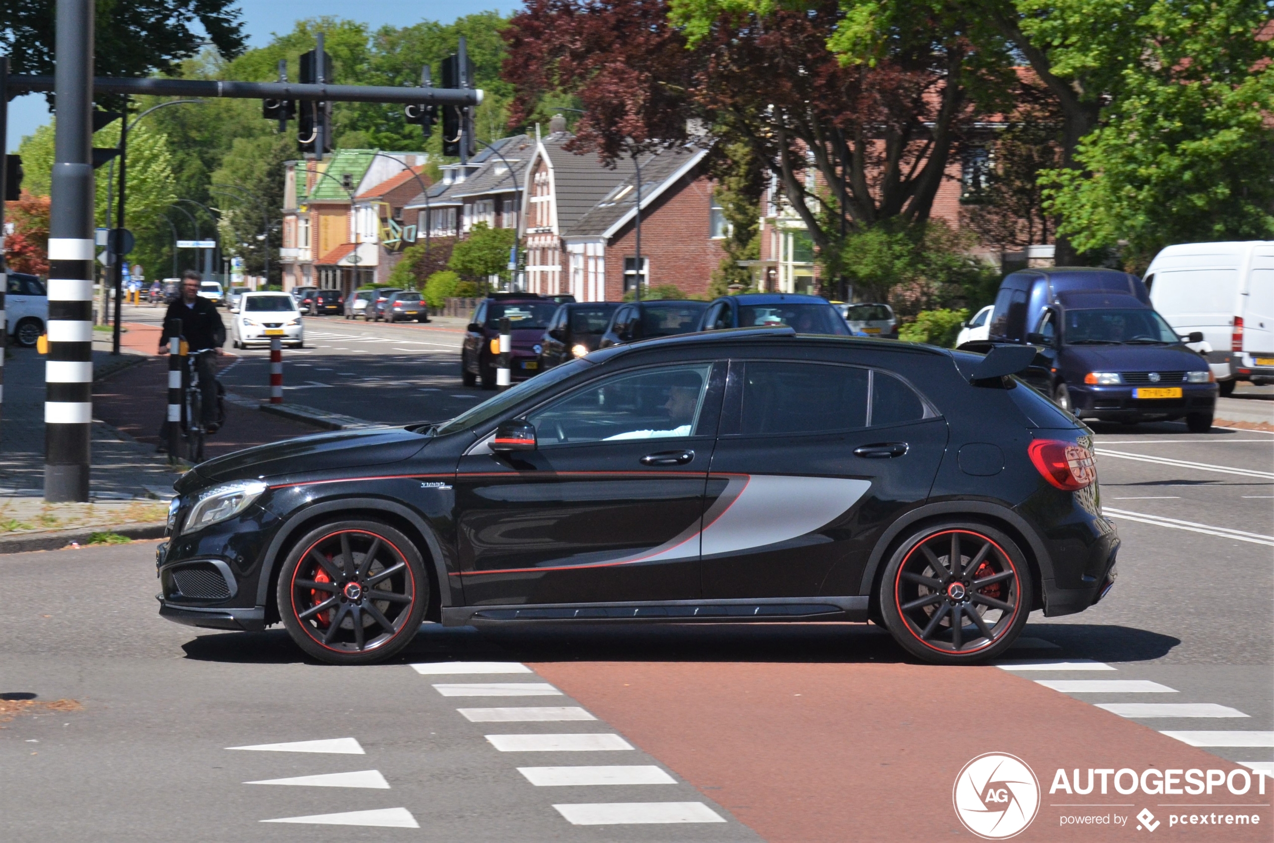 Mercedes-Benz GLA 45 AMG Edition 1