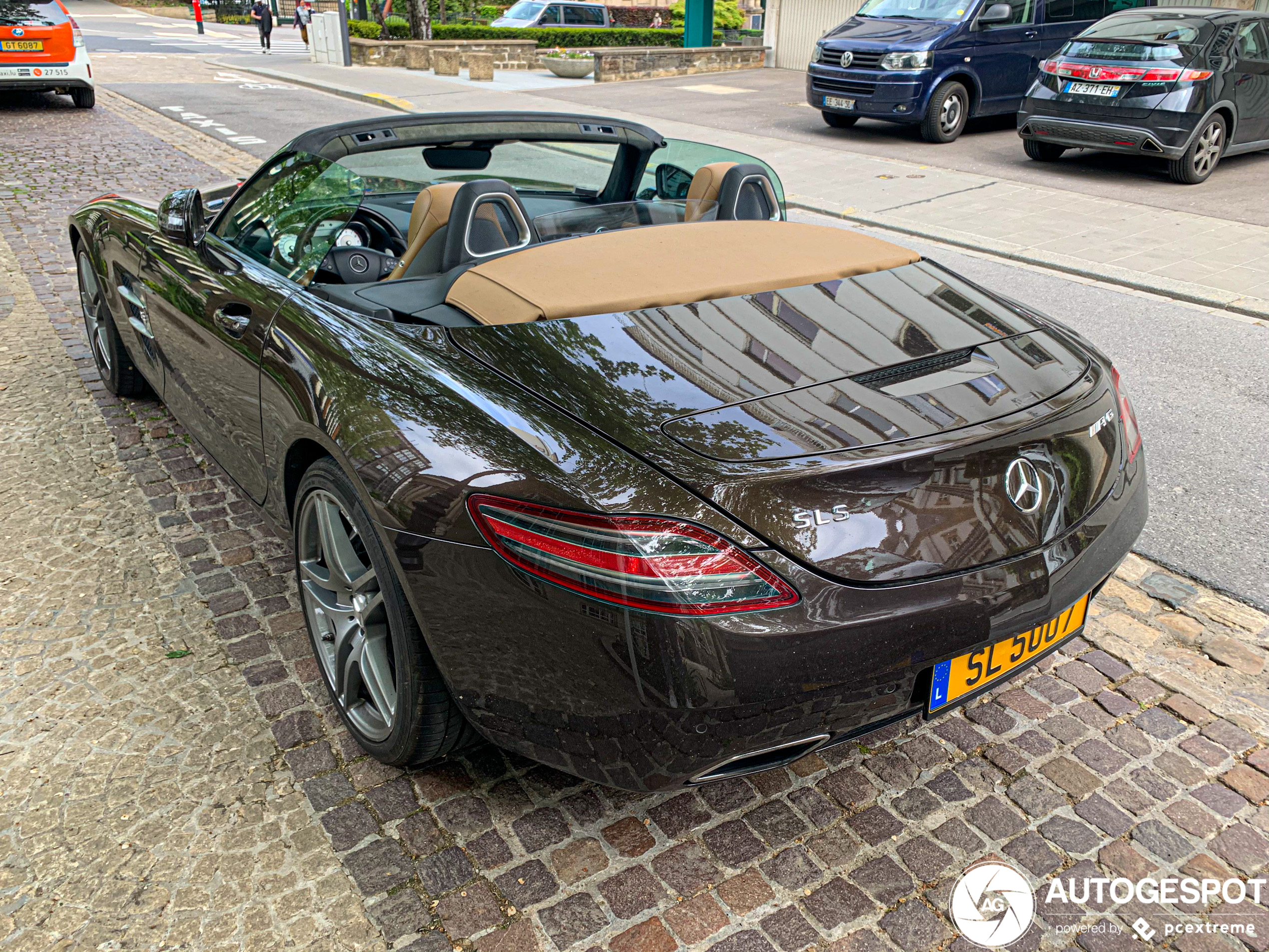 Mercedes-Benz SLS AMG Roadster