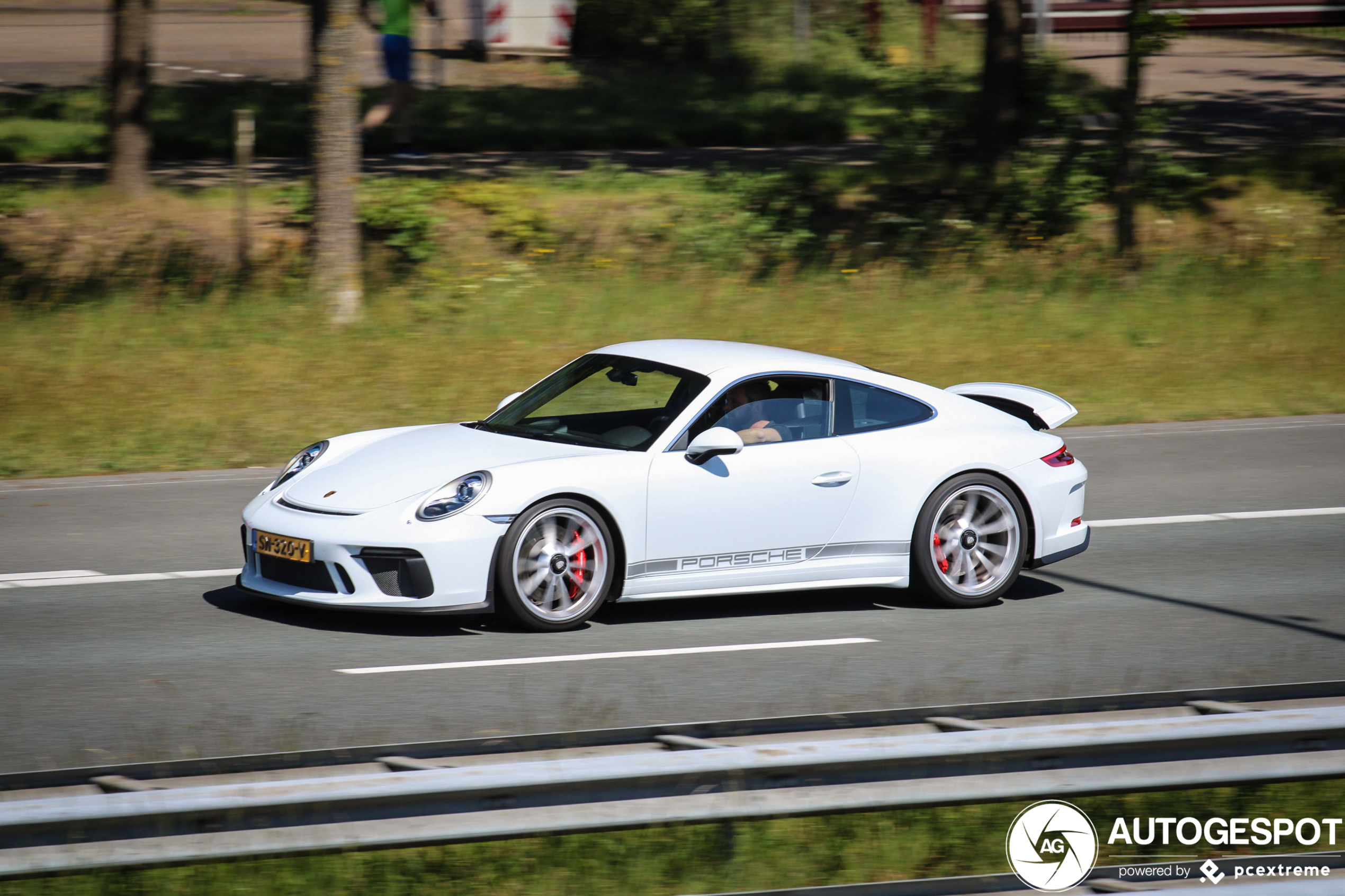 Porsche 991 GT3 Touring