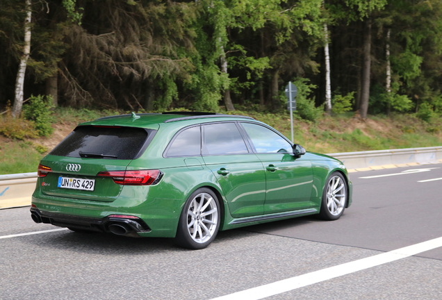 Audi RS4 Avant B9