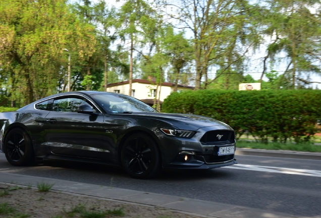 Ford Mustang GT 2015