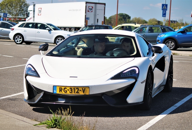 McLaren 570S