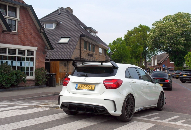 Mercedes-AMG A 45 W176 2015