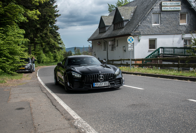 Mercedes-AMG Renntech GT R Pro C190