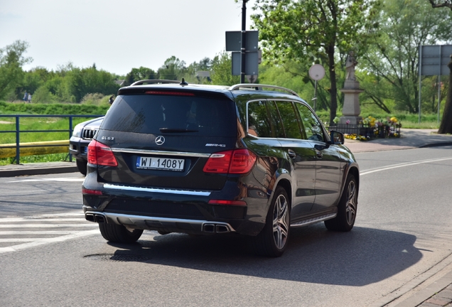 Mercedes-Benz GL 63 AMG X166