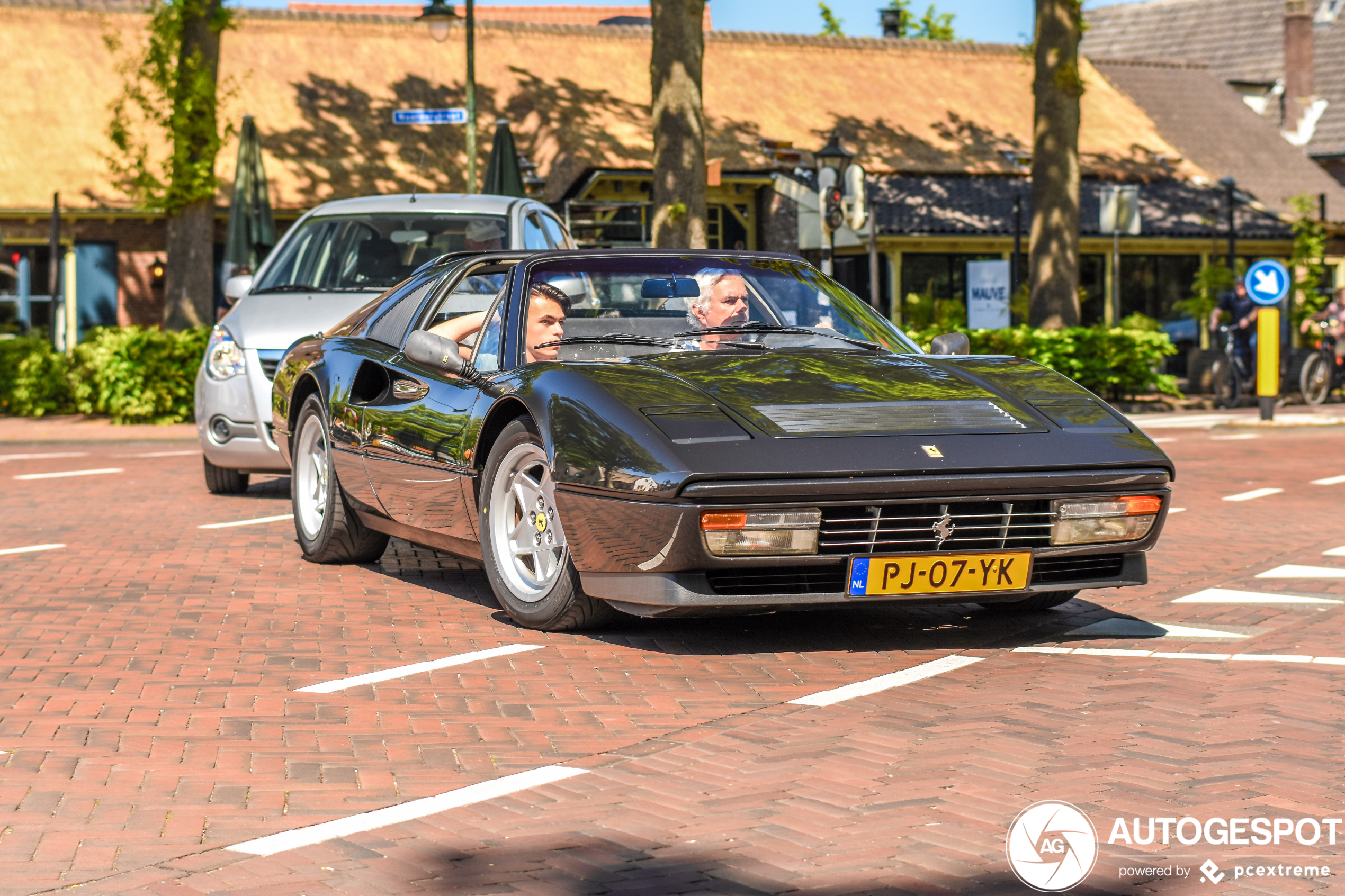 Ferrari 328 GTS