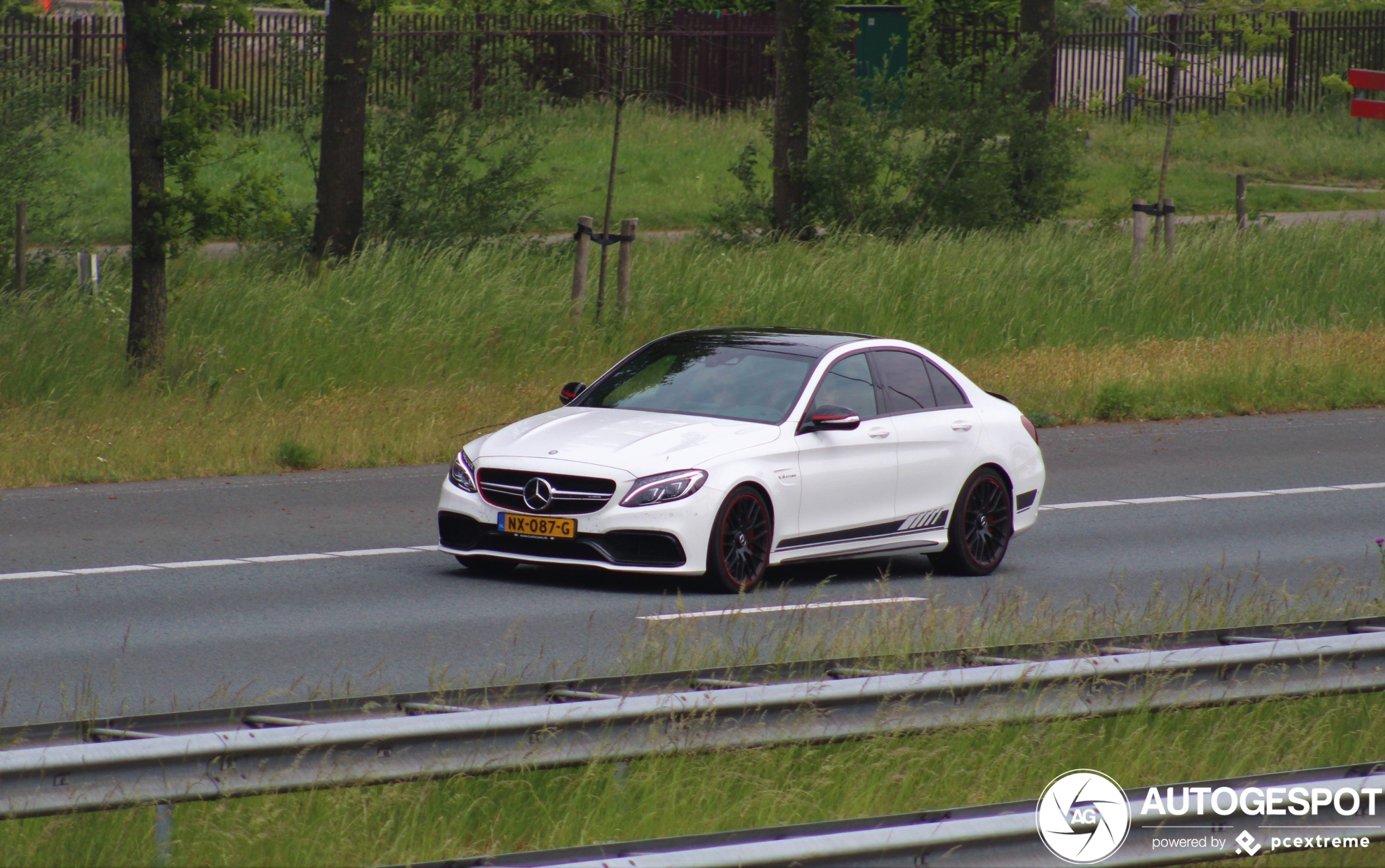 Mercedes-AMG C 63 S W205 Edition 1