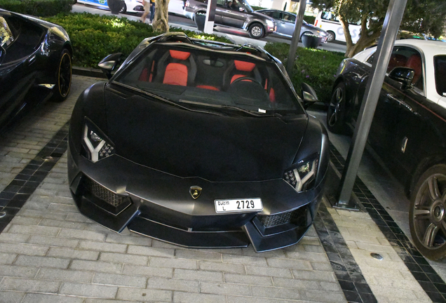 Lamborghini Aventador LP700-4 Roadster