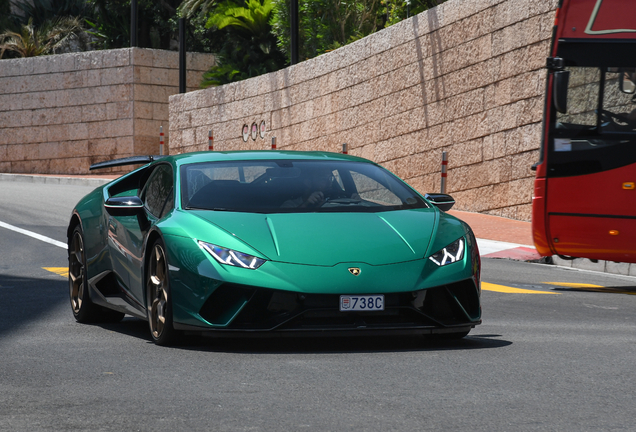 Lamborghini Huracán LP640-4 Performante