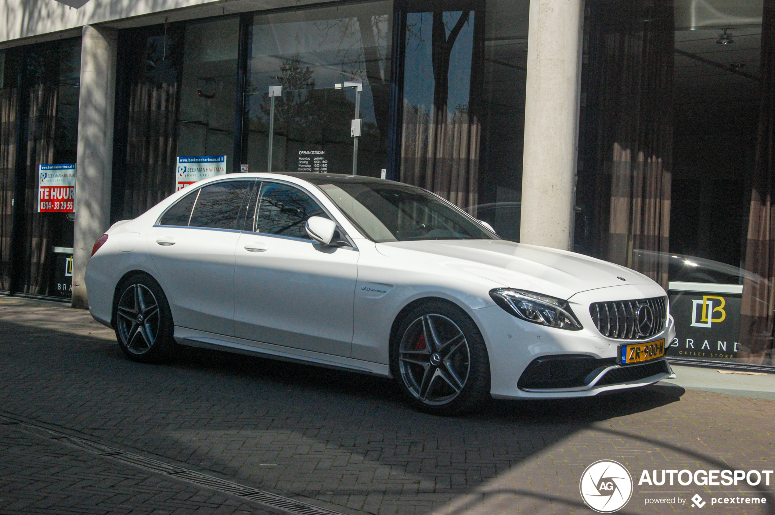 Mercedes-AMG C 63 S W205