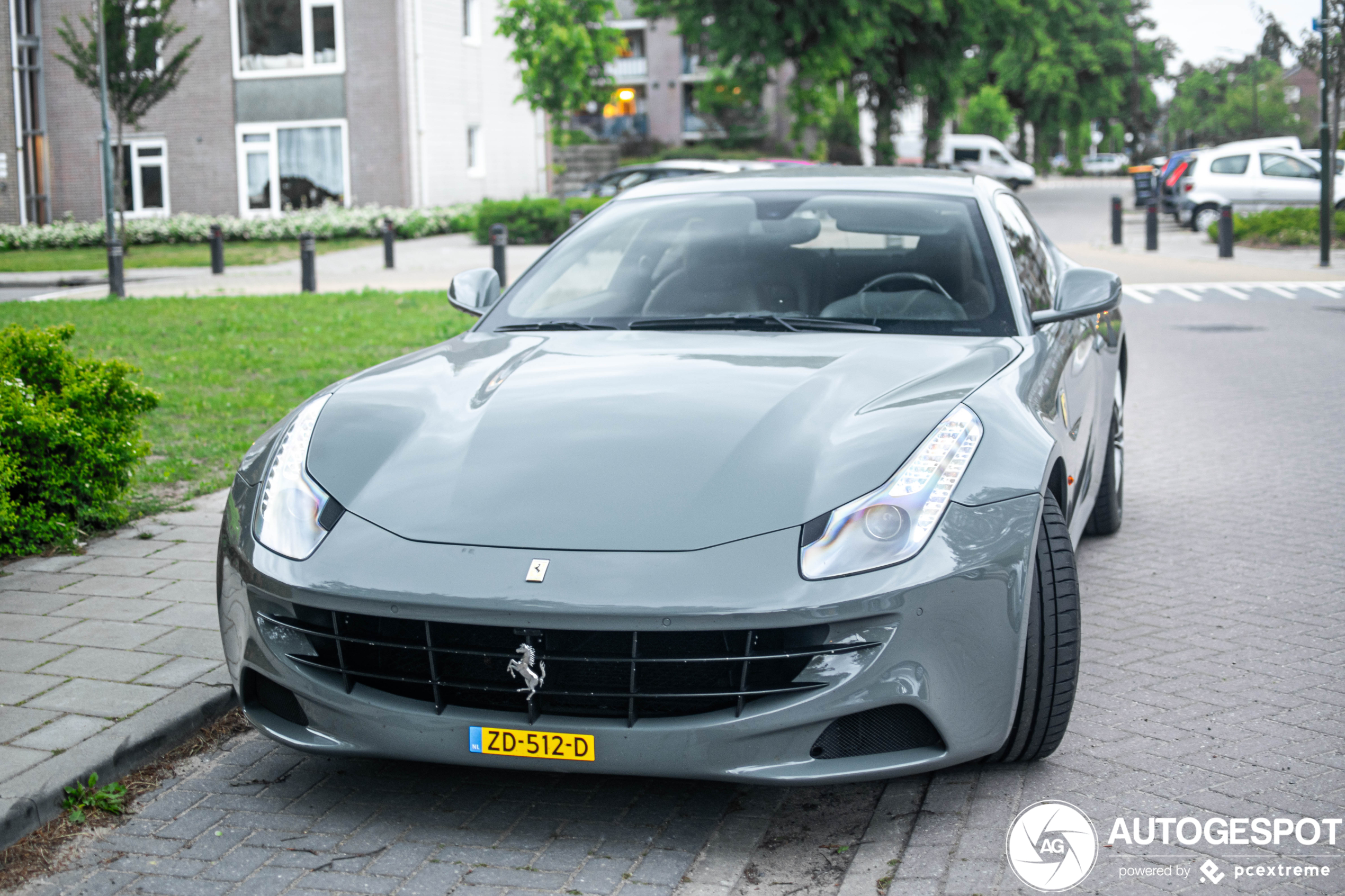 Ferrari FF