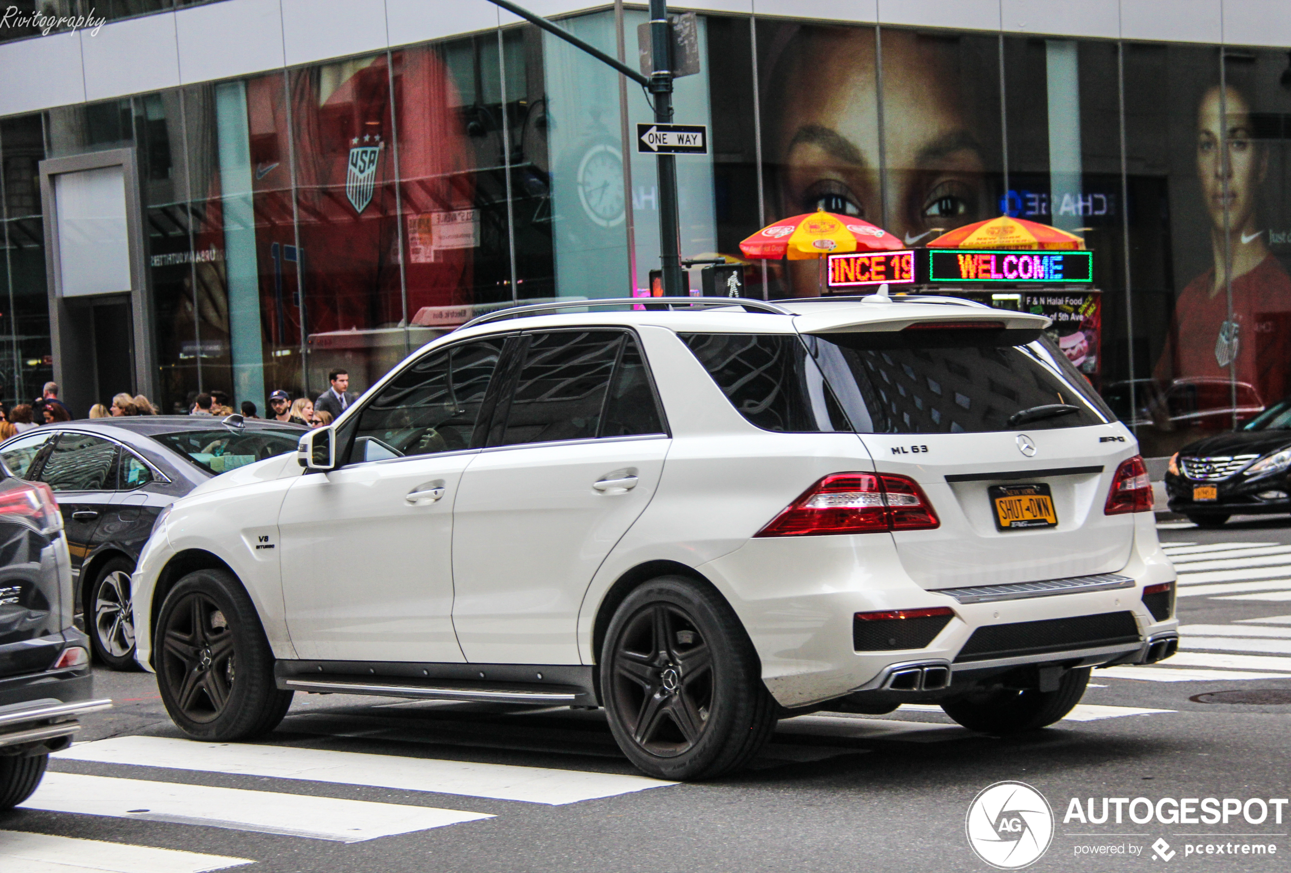 Mercedes-Benz ML 63 AMG W166