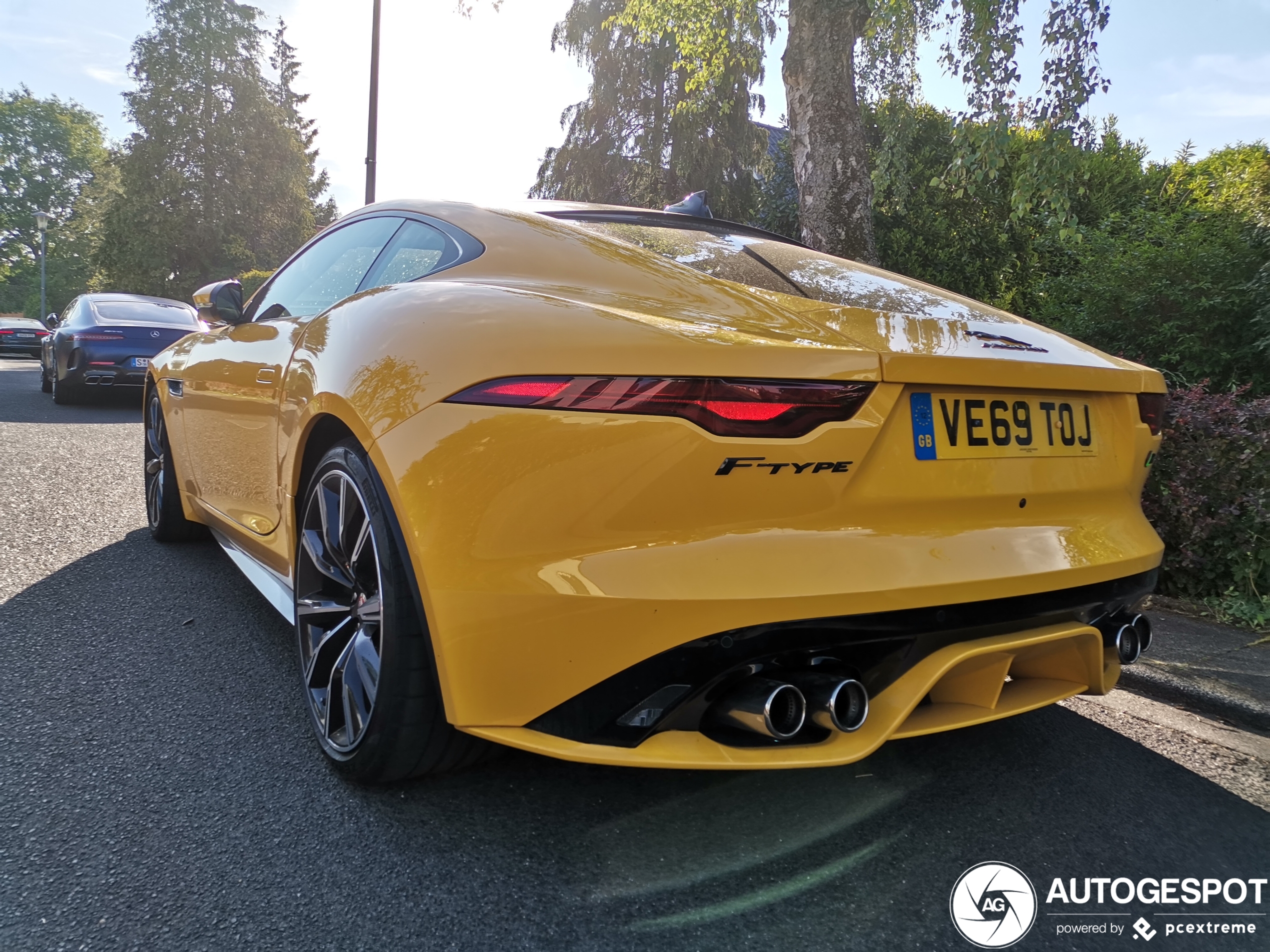 Jaguar F-TYPE R Coupé 2020