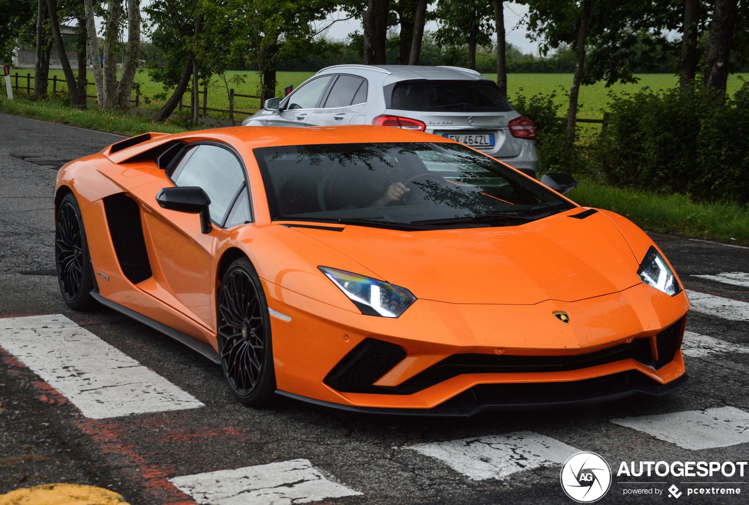 Lamborghini Aventador S LP740-4