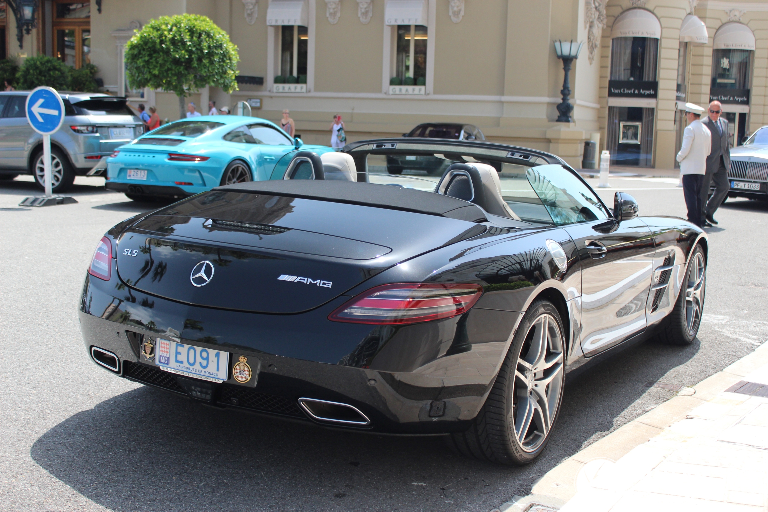 Mercedes-Benz SLS AMG Roadster