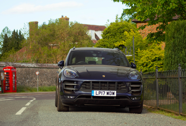 Porsche 95B Macan Turbo