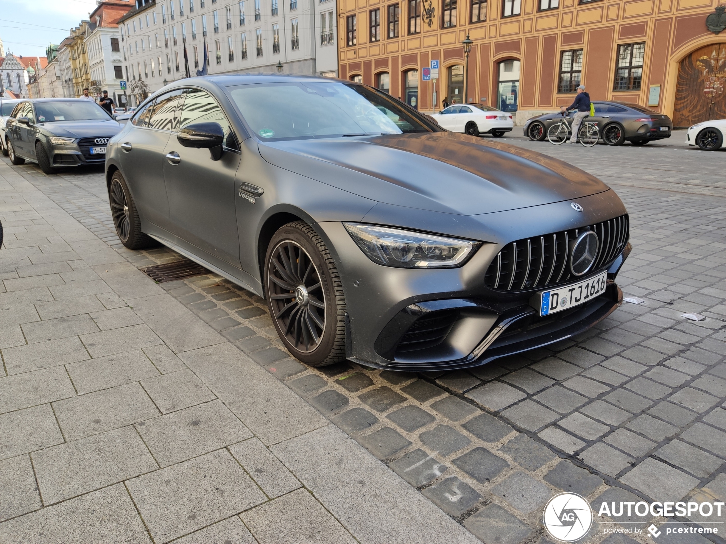 Mercedes-AMG GT 63 S X290