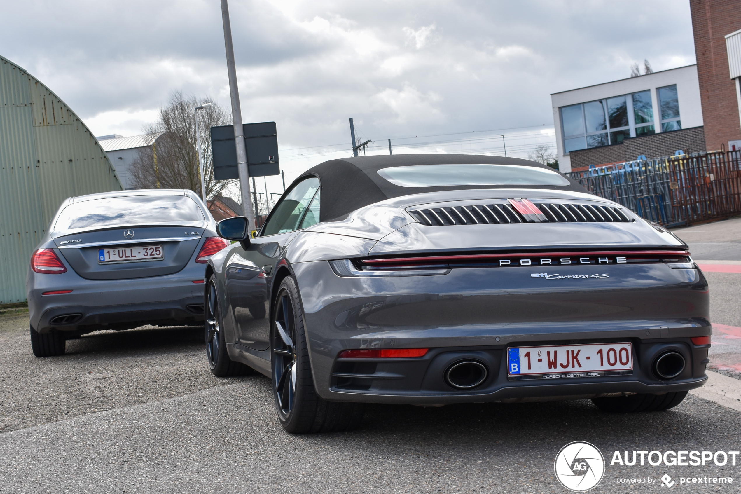 Porsche 992 Carrera 4S Cabriolet