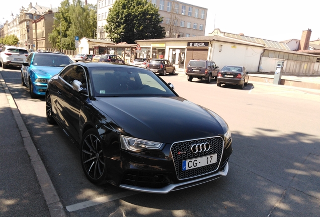 Audi RS5 B8 2012