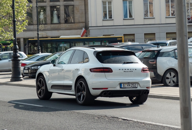 Porsche 95B Macan GTS