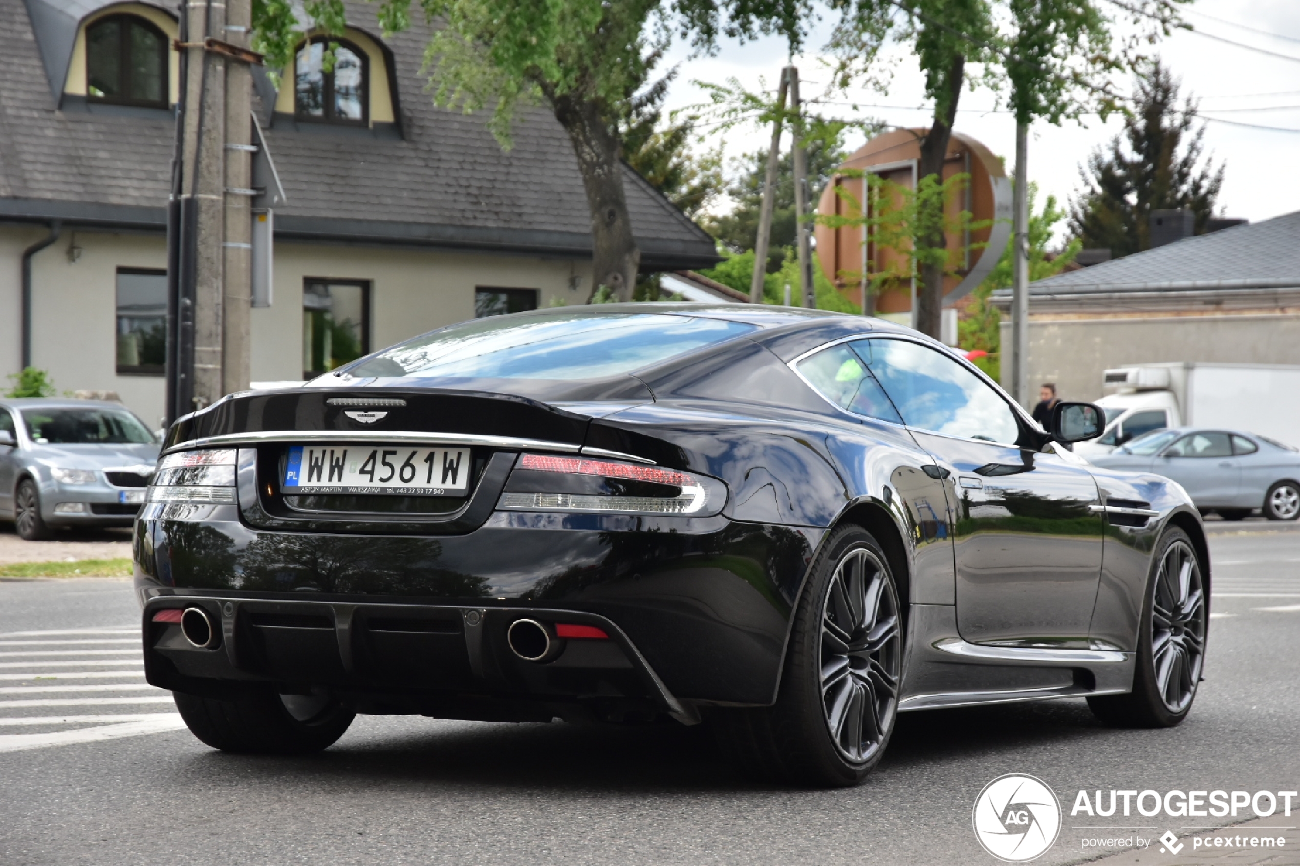 Aston Martin DBS