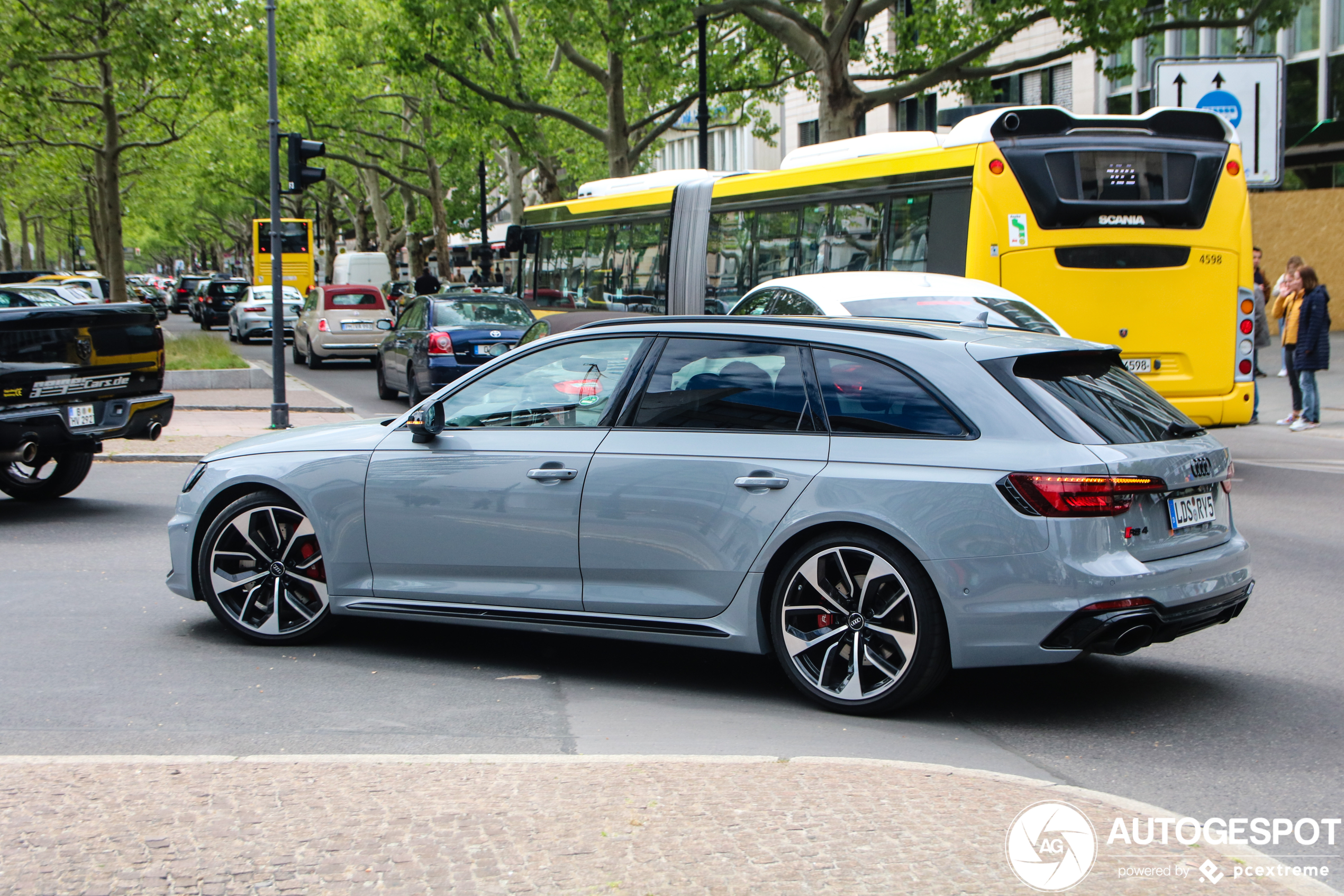 Audi RS4 Avant B9