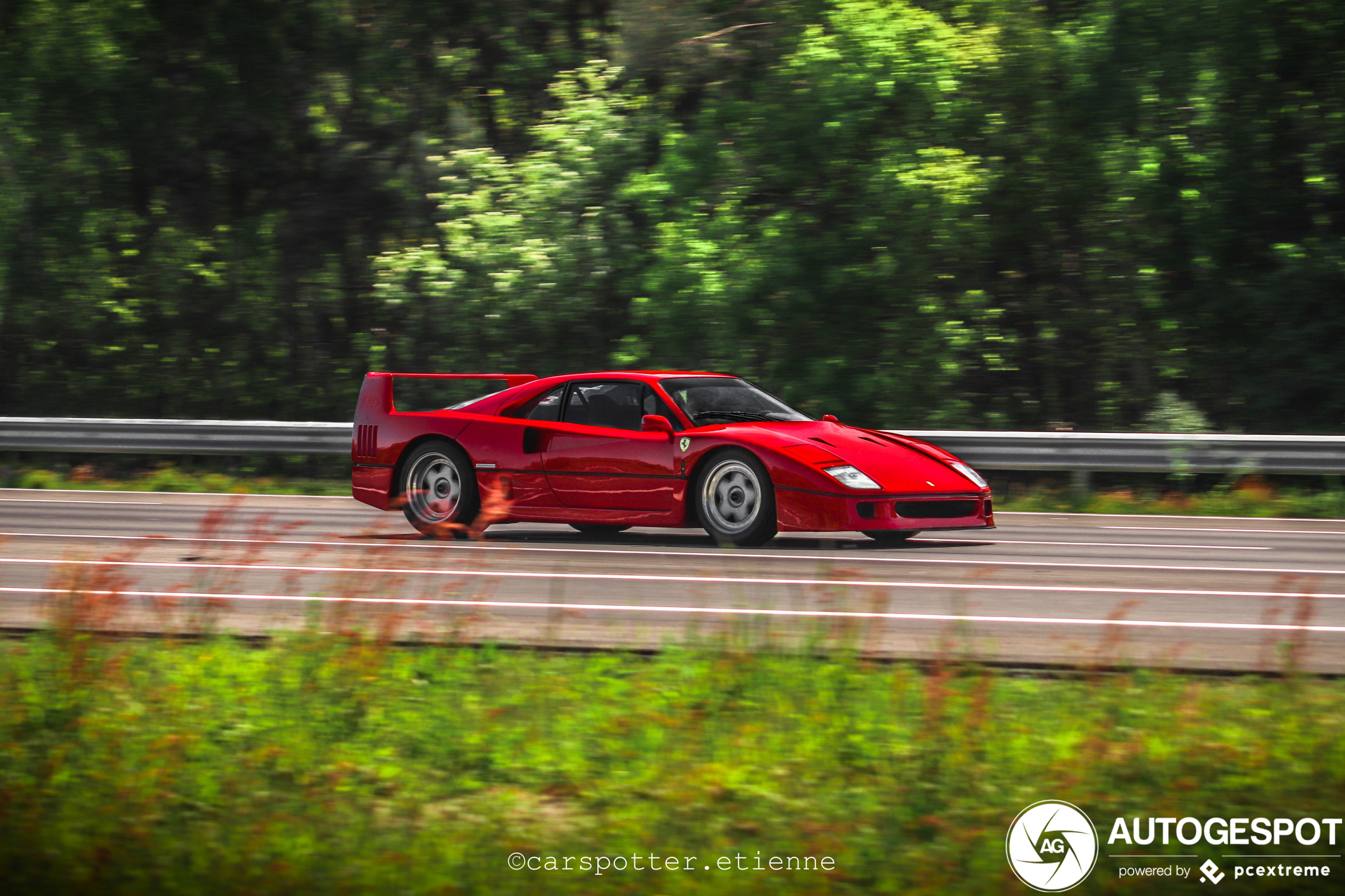 Ferrari F40