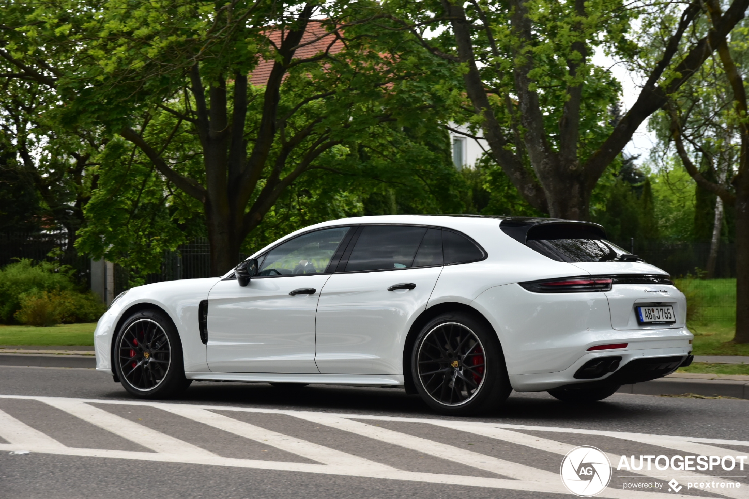 Porsche 971 Panamera Turbo Sport Turismo