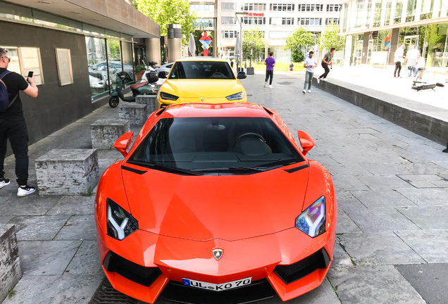 Lamborghini Aventador LP700-4