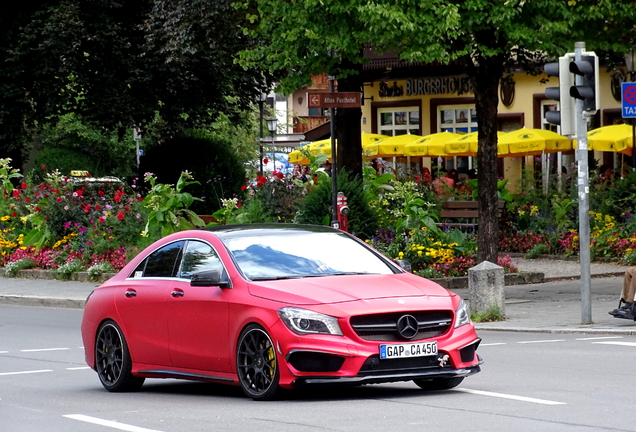 Mercedes-Benz CLA 45 AMG C117