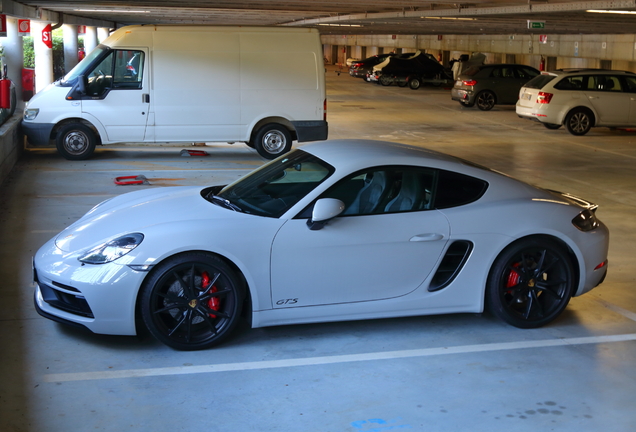 Porsche 718 Cayman GTS