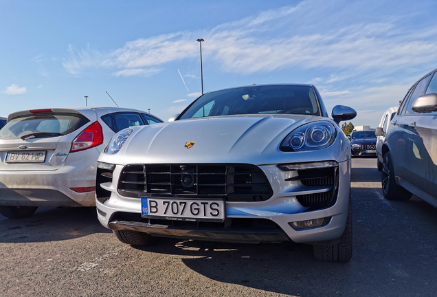 Porsche 95B Macan GTS