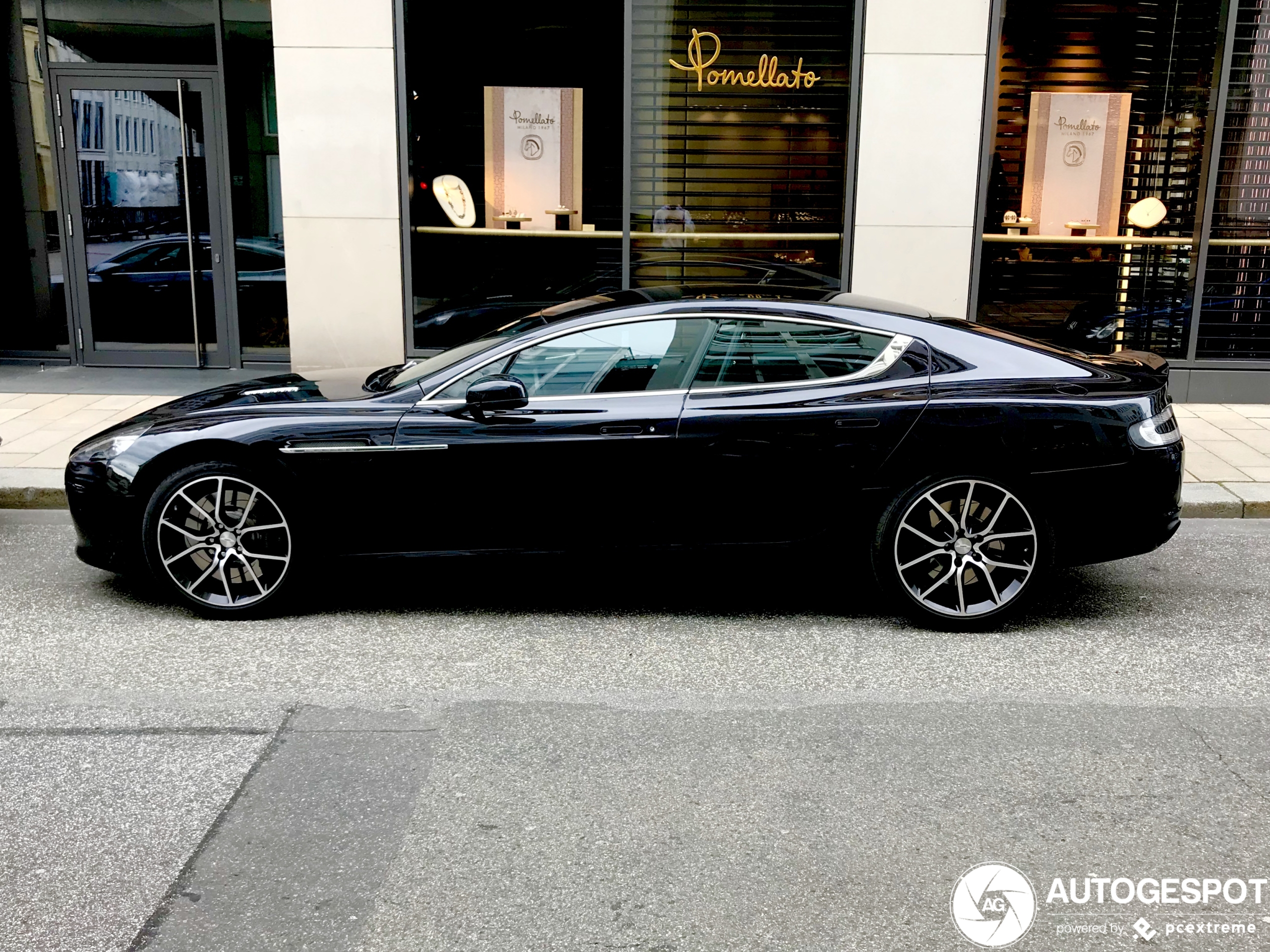 Aston Martin Rapide S