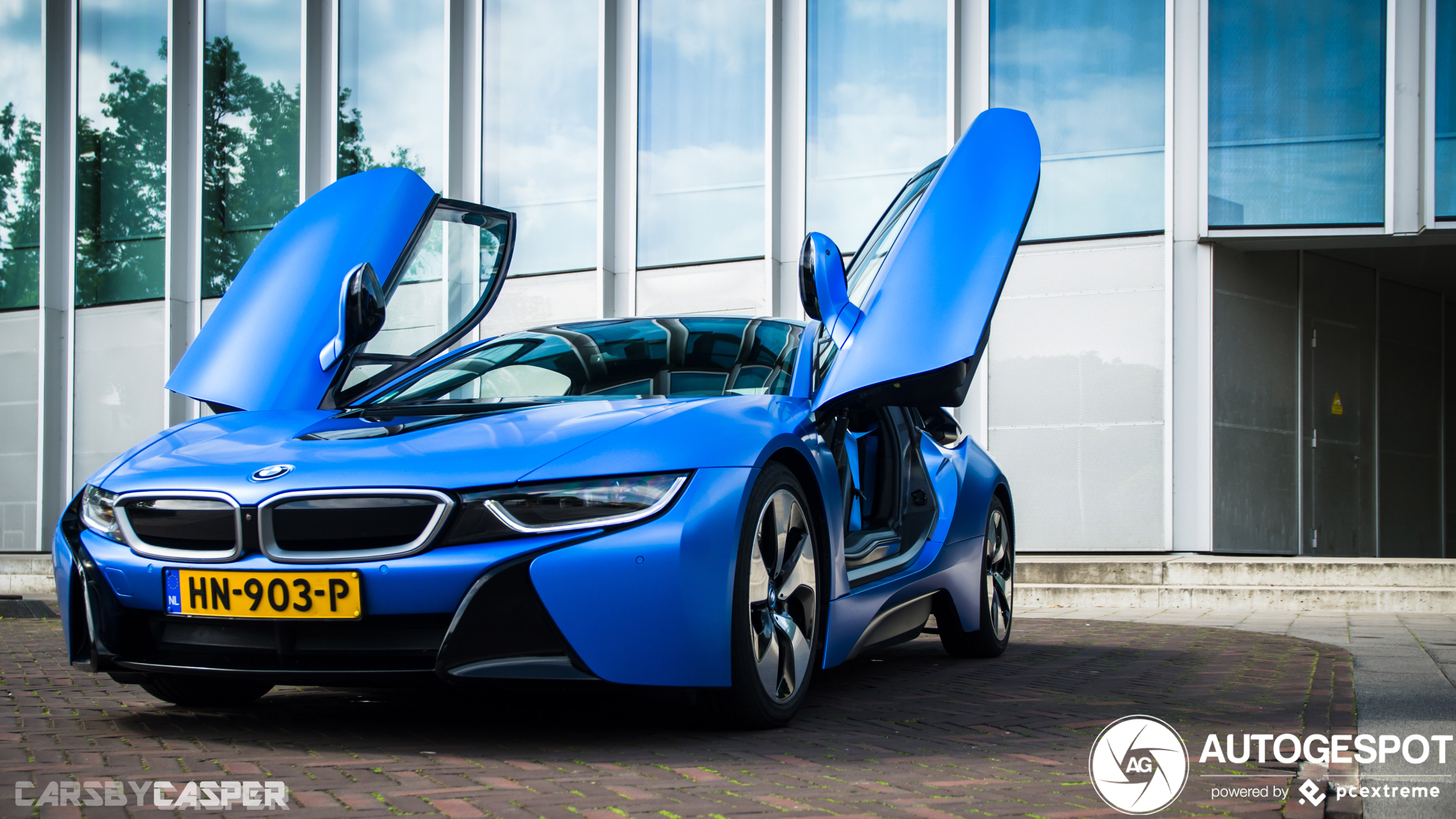 BMW i8