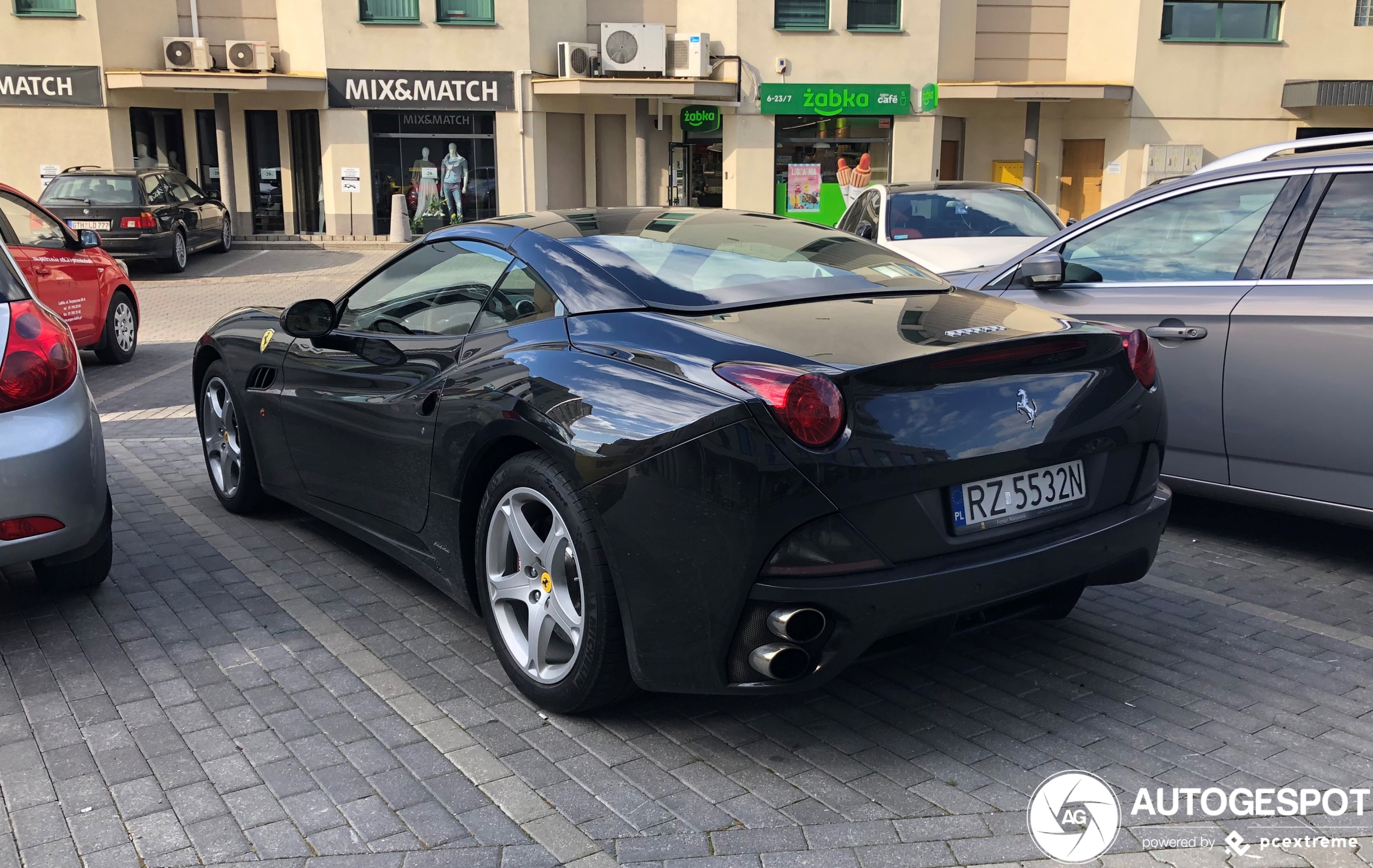 Ferrari California