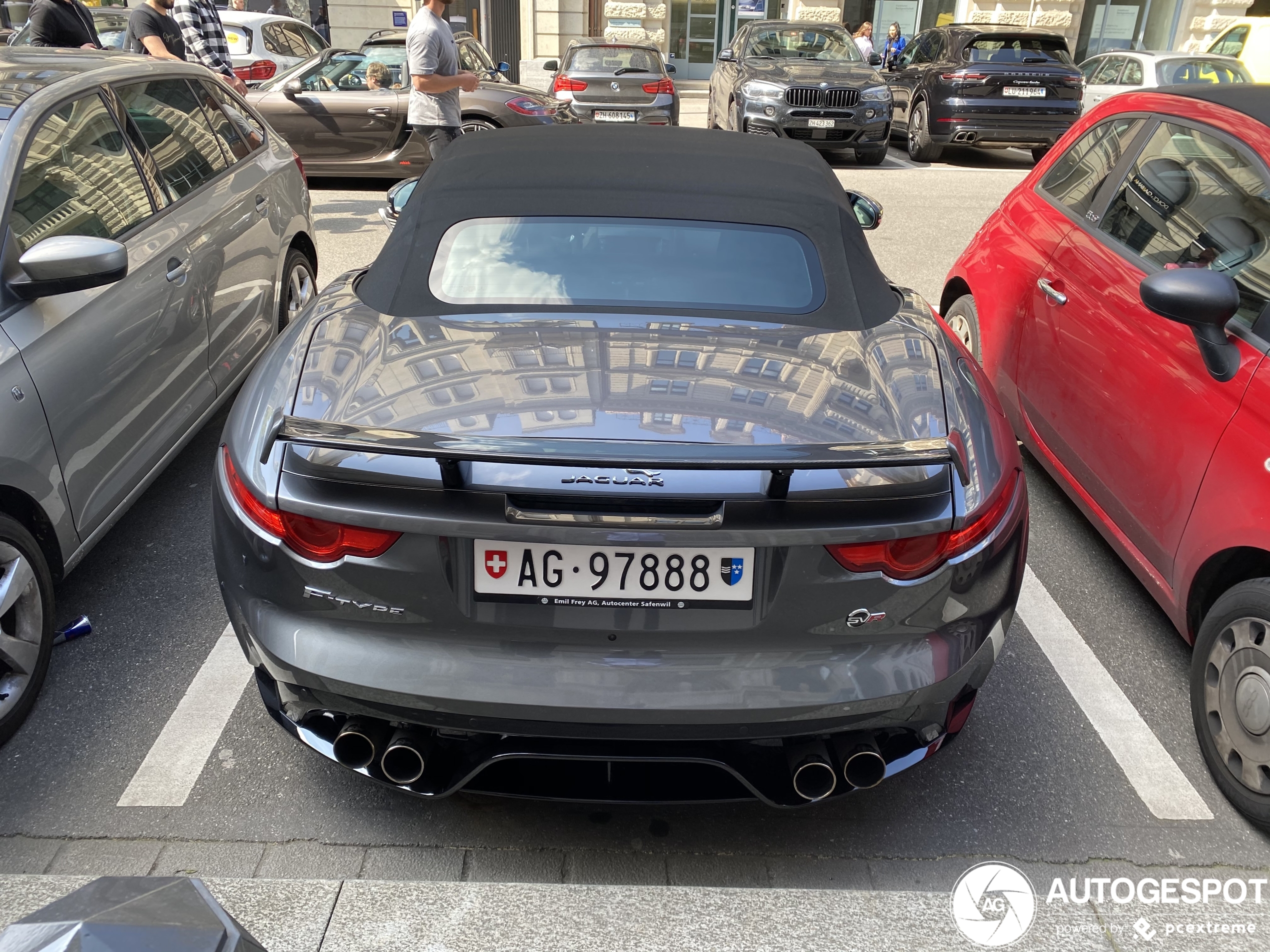 Jaguar F-TYPE SVR Convertible