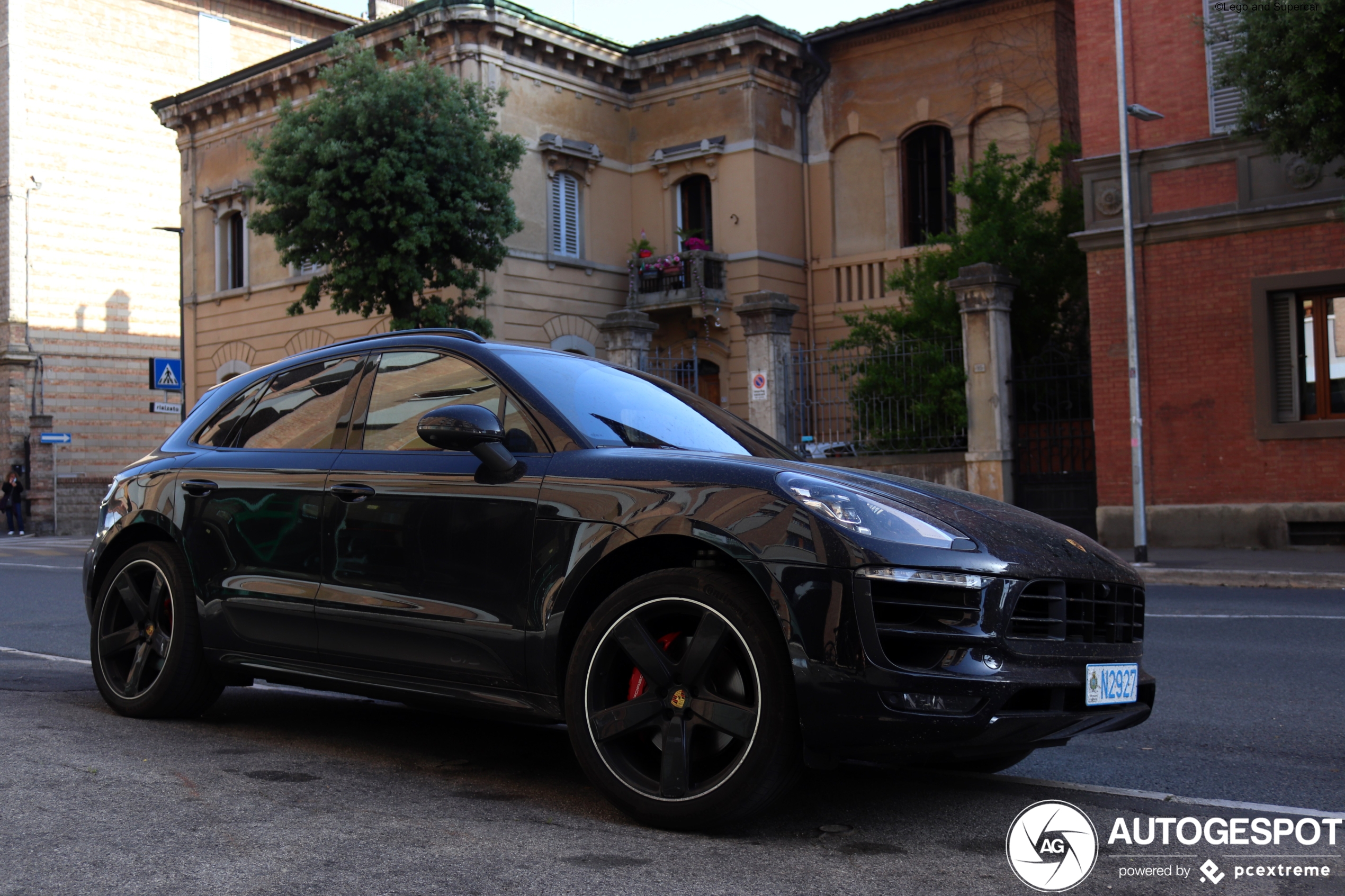 Porsche 95B Macan GTS MkII